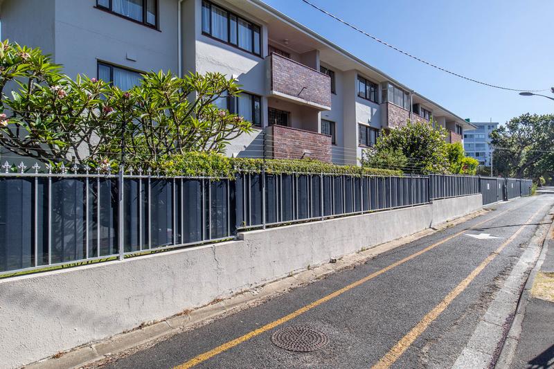 3 Bedroom Property for Sale in Rondebosch Village Western Cape